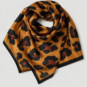 Pañuelo Animal Print Fátima Camel