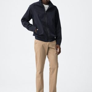 Pantalón chino beige