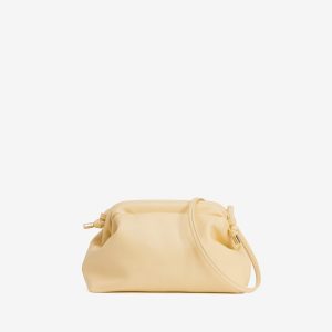 Bolso mantequilla