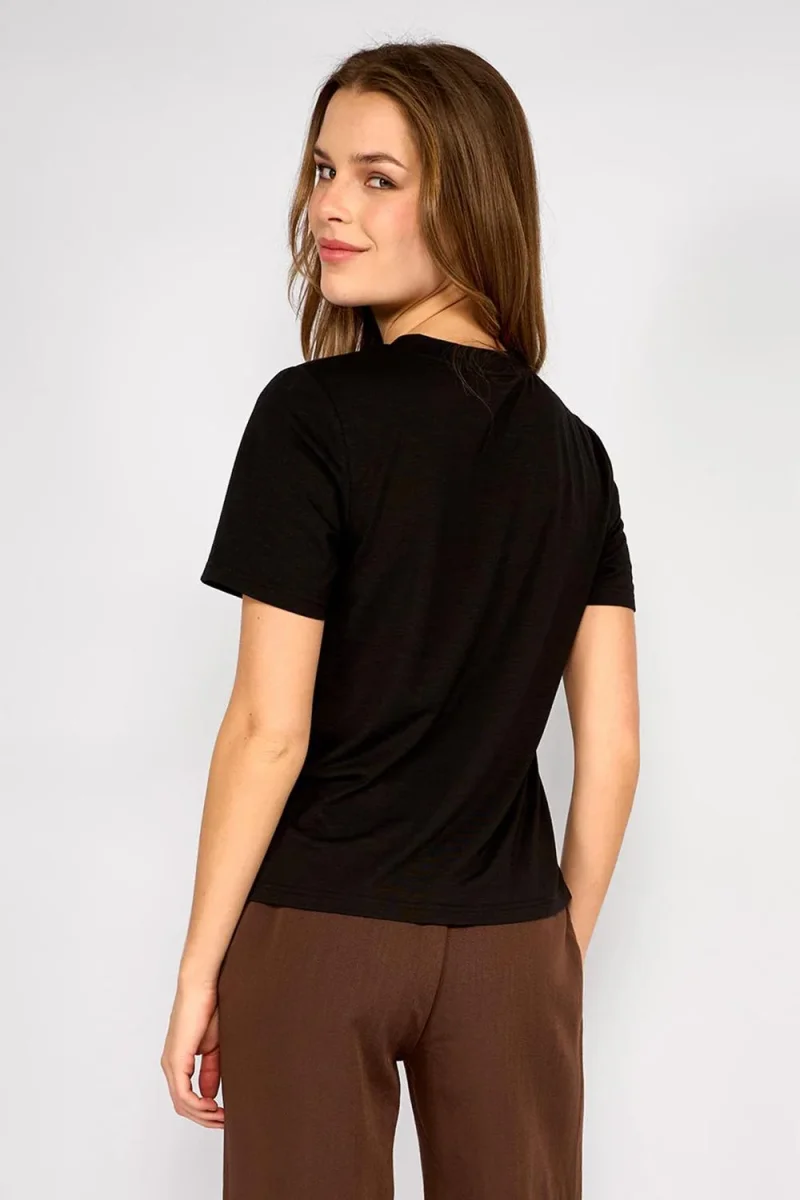 Polera Estampada Jesús Negro - Imagen 4