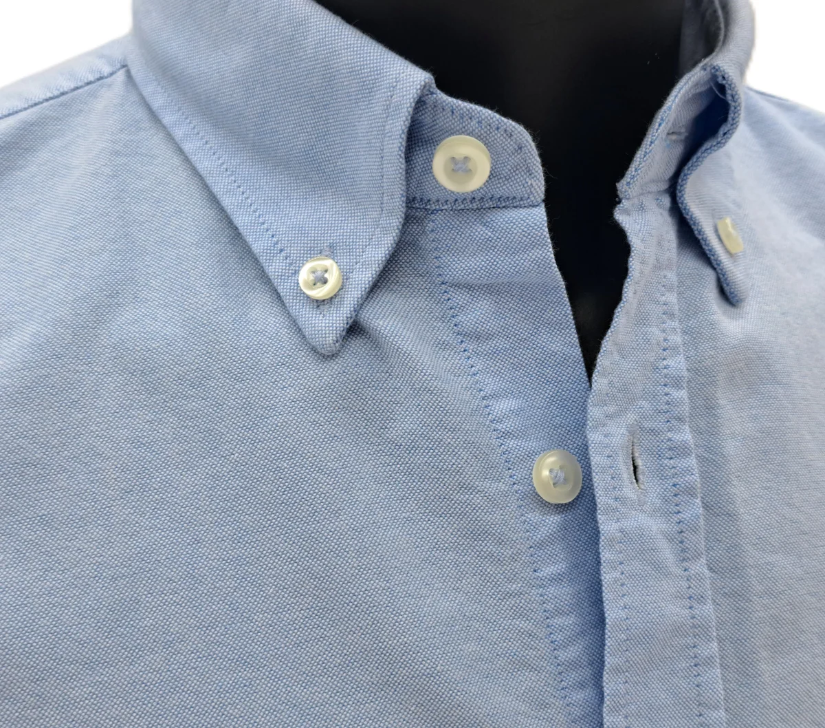 CAMISA OXFORD AZUL / BOTONES EN EL CUELLO - Imagen 5