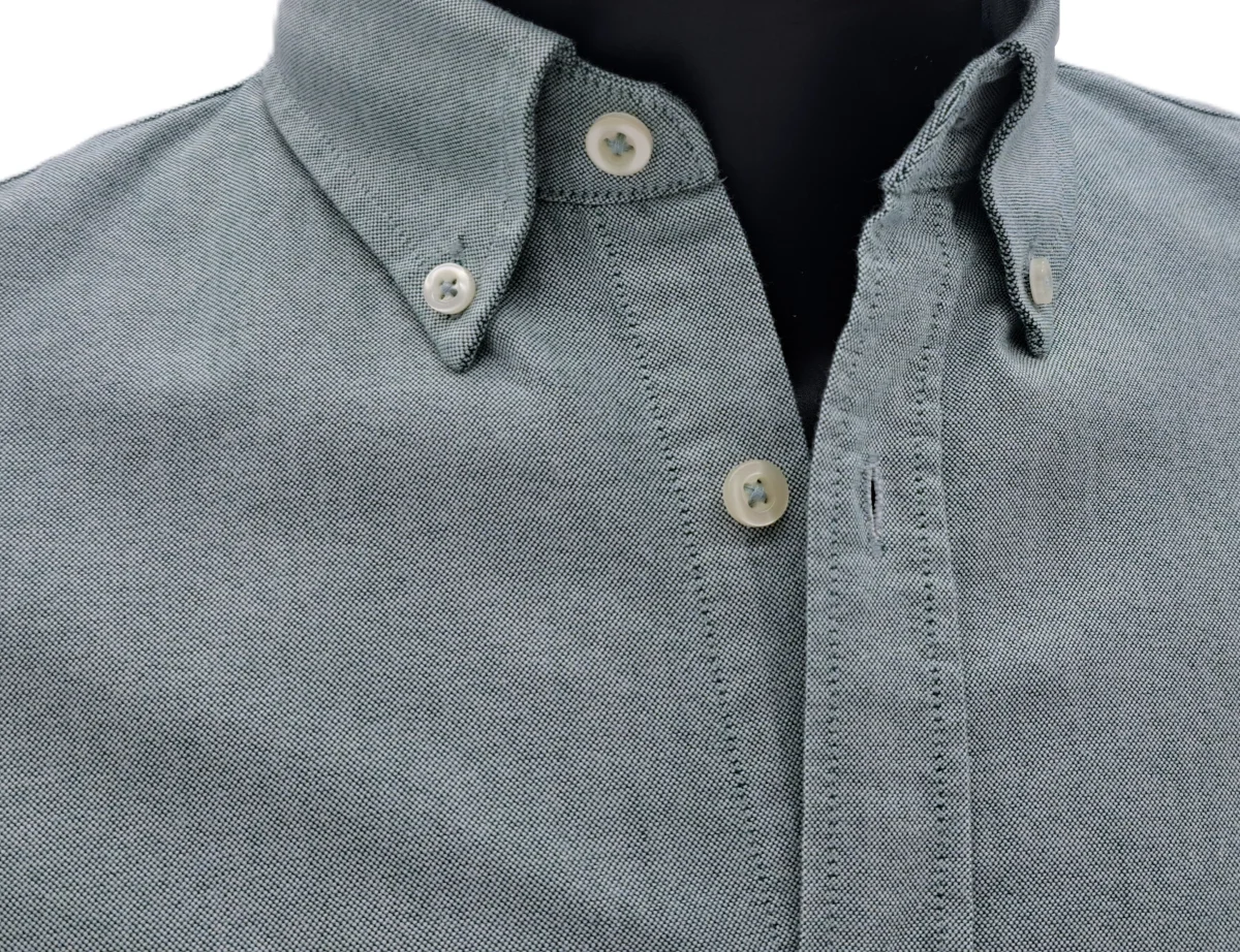 CAMISA OXFORD VERDE / BOTONES EN EL CUELLO - Imagen 5