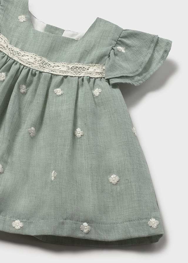 Vestido bebé con braguita bordado verde Mayoral Ref 1802 - Imagen 3