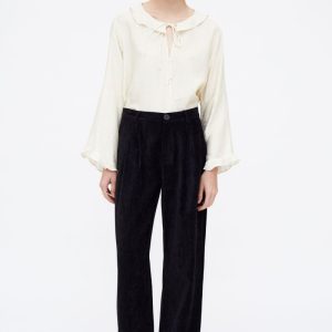 Pantalón negro aterciopelado
