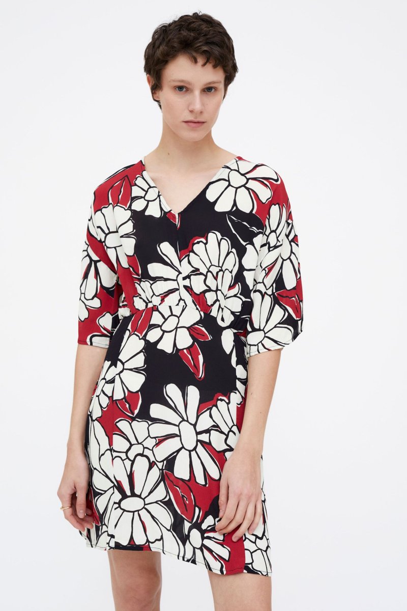 Vestido flores rojo y negro