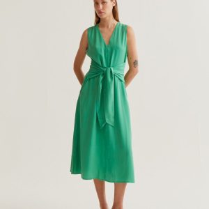 Vestido midi fluido verde