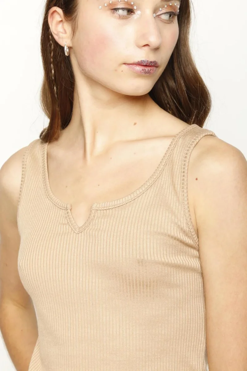 Polera Jo Beige Atrevida - Imagen 4