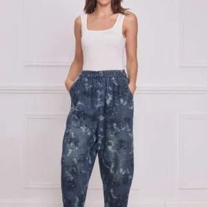 Jean bleu femme imprimé fleurs – 100% coton