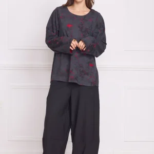 Haut femme gris à motifs rouges – 100% coton