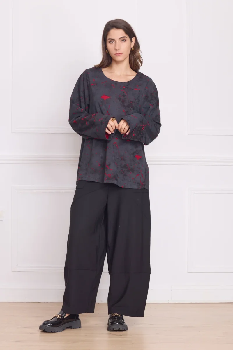 Haut femme gris à motifs rouges – 100% coton - Imagen 2