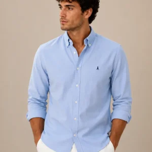 CAMISA OXFORD AZUL / BOTONES EN EL CUELLO
