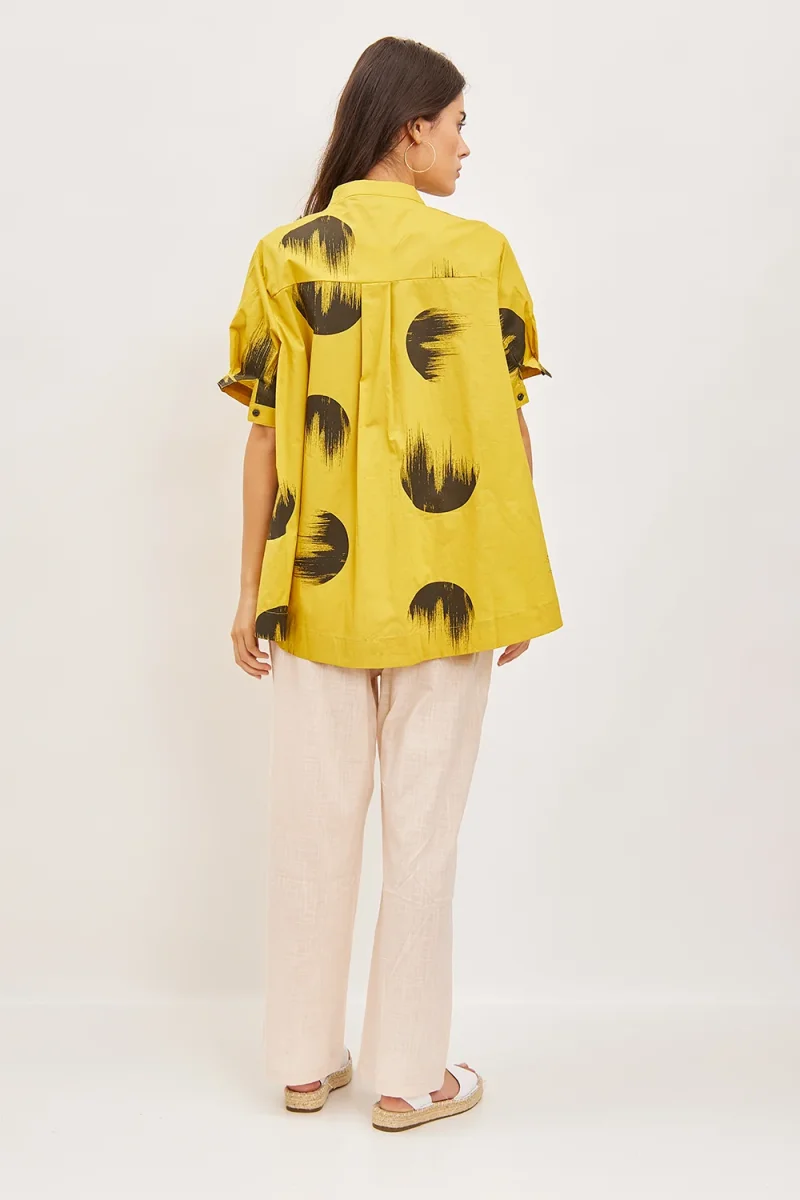 Blouse chemise courte à motifs cercles flamboyants - Imagen 4