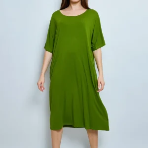 Robe unie aux manches courtes