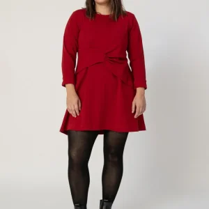 Vestido corto drapeado rojo
