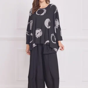 Blouse femme noire à motifs cercles