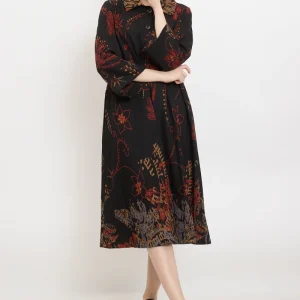 Manteau à motifs fleurs sauvages