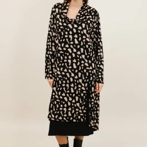 H28-R3959 - Robe
