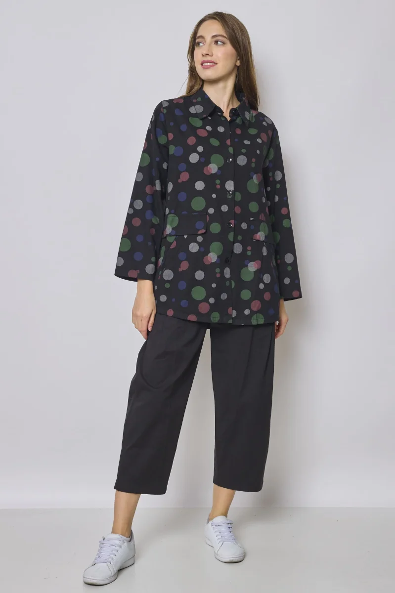 Veste courte noire à motifs ronds - Imagen 3