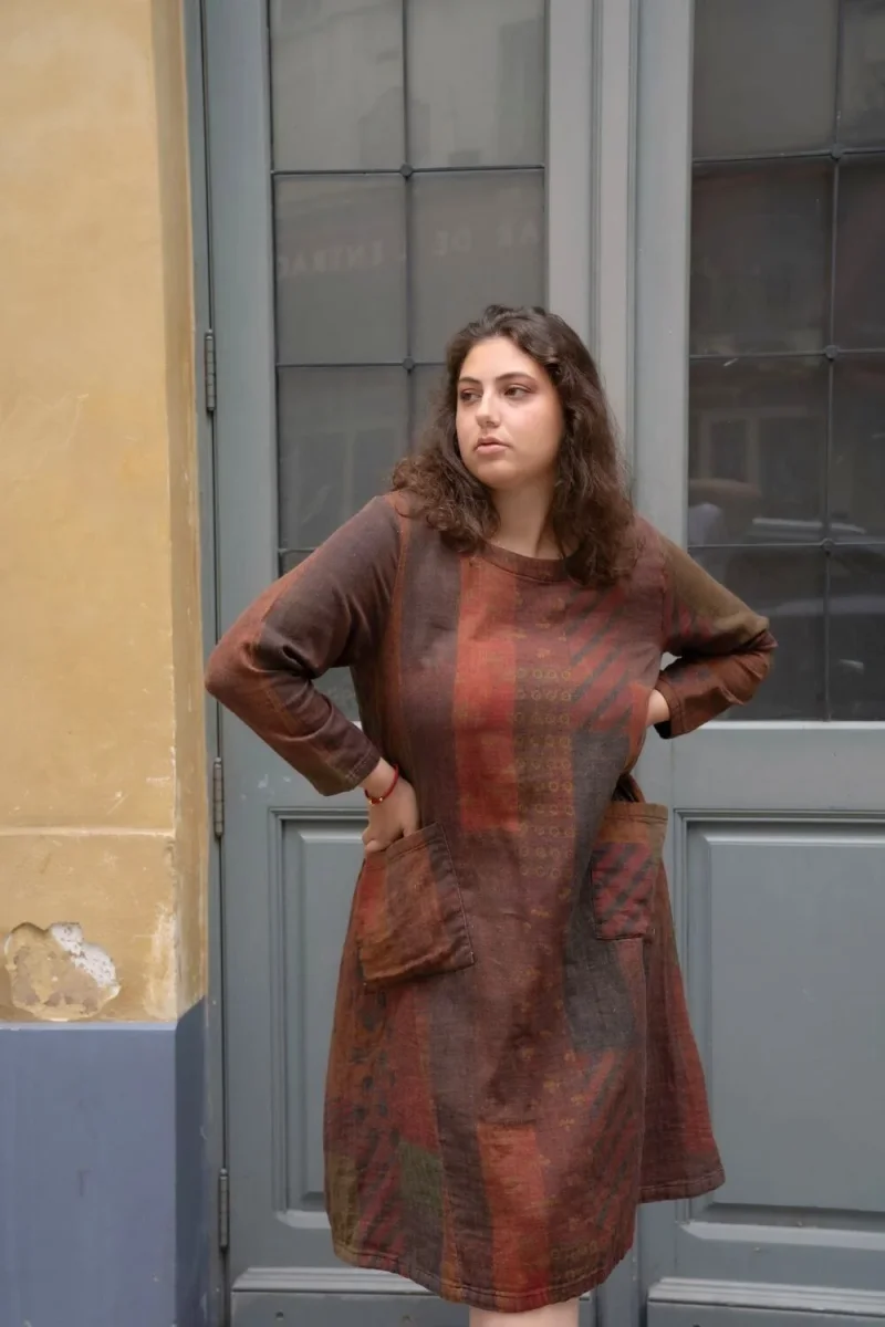 Robe marron rouge hiver - Imagen 3