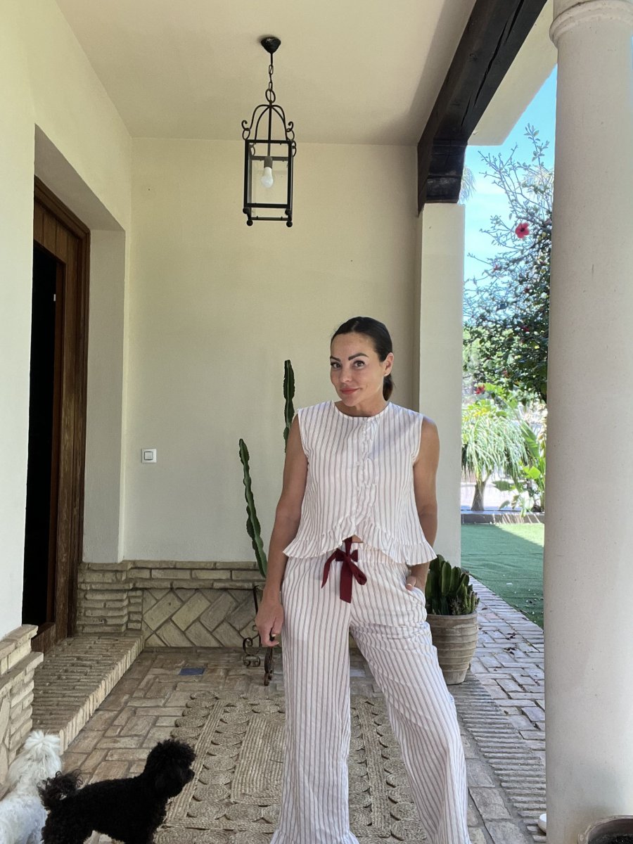 Conjunto Toscana con Volantes de Algodón Raya Granate - Imagen 5