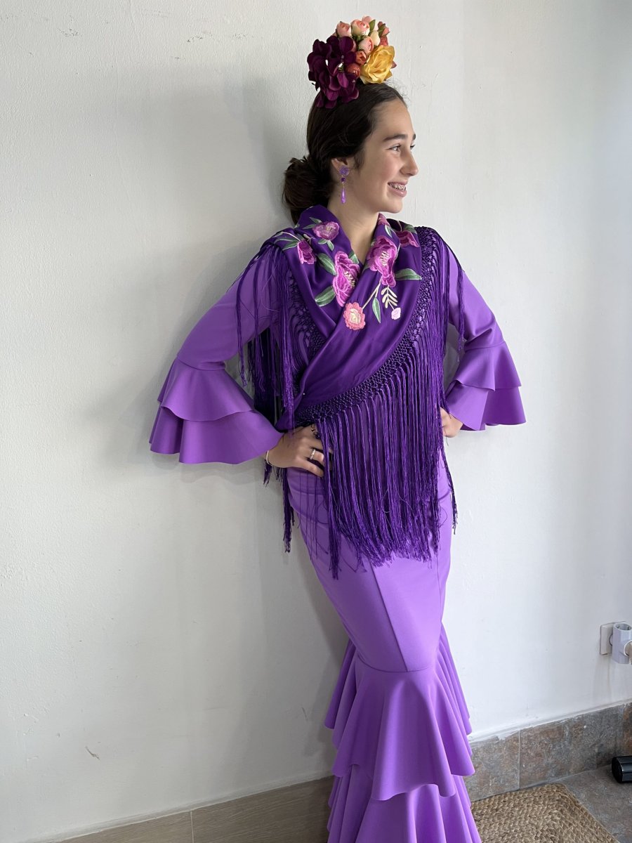 Modelo Ajoli Lila – Outlet Traje de Flamenca - Imagen 6