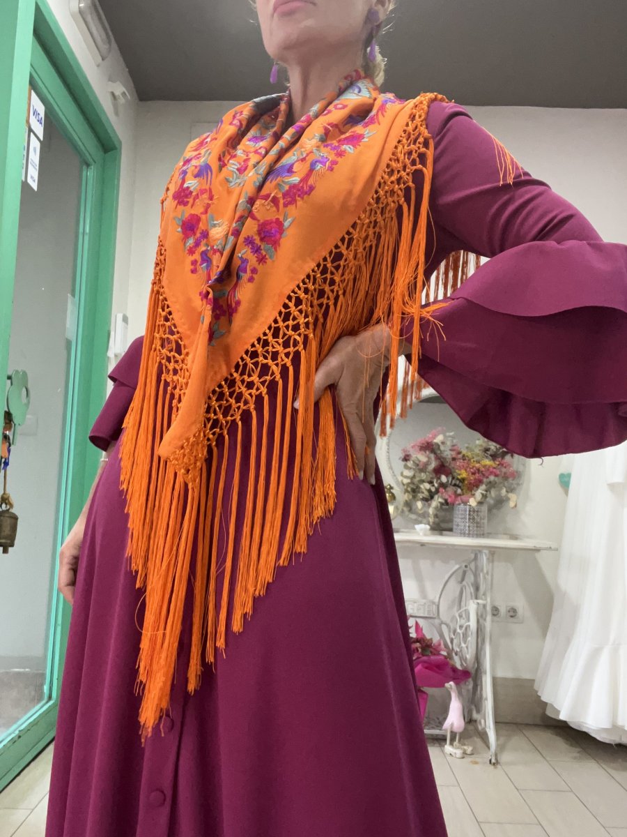 Modelo Amazona Buganvilla – Outlet Traje de Flamenca - Imagen 4