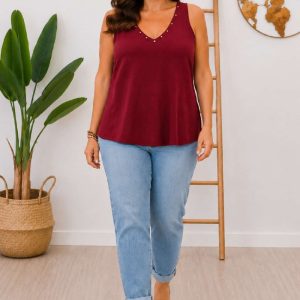 Top Tachas Burdeos