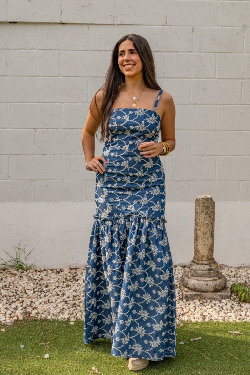 Vestido Vaquero Dalia con Volante Bordado