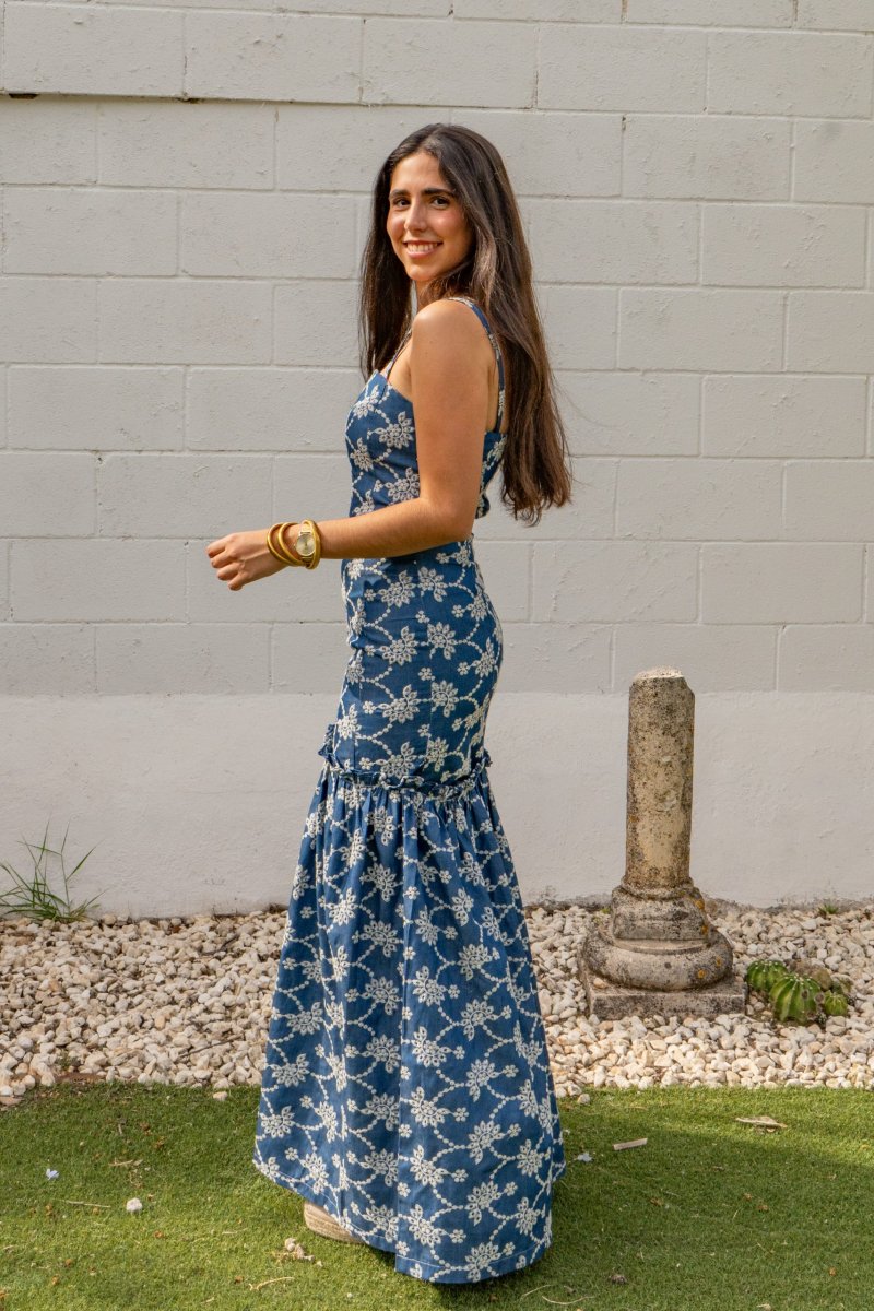 Vestido Vaquero Dalia con Volante Bordado - Imagen 3