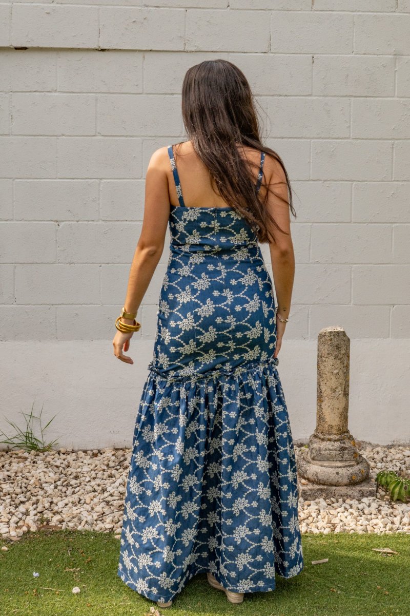 Vestido Vaquero Dalia con Volante Bordado - Imagen 4