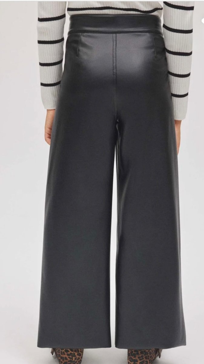 Pantalón ancho efecto piel negro niña – Isabel Mora - Imagen 7