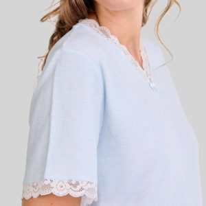 Camisón lencero manga corta escote pico encaje