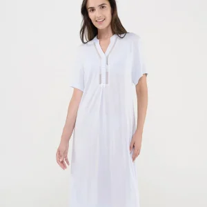 Camisón lencero de manga corta cuello botones entredós