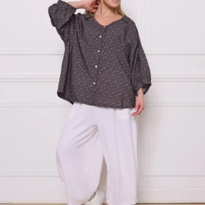 Blouse grise à motifs