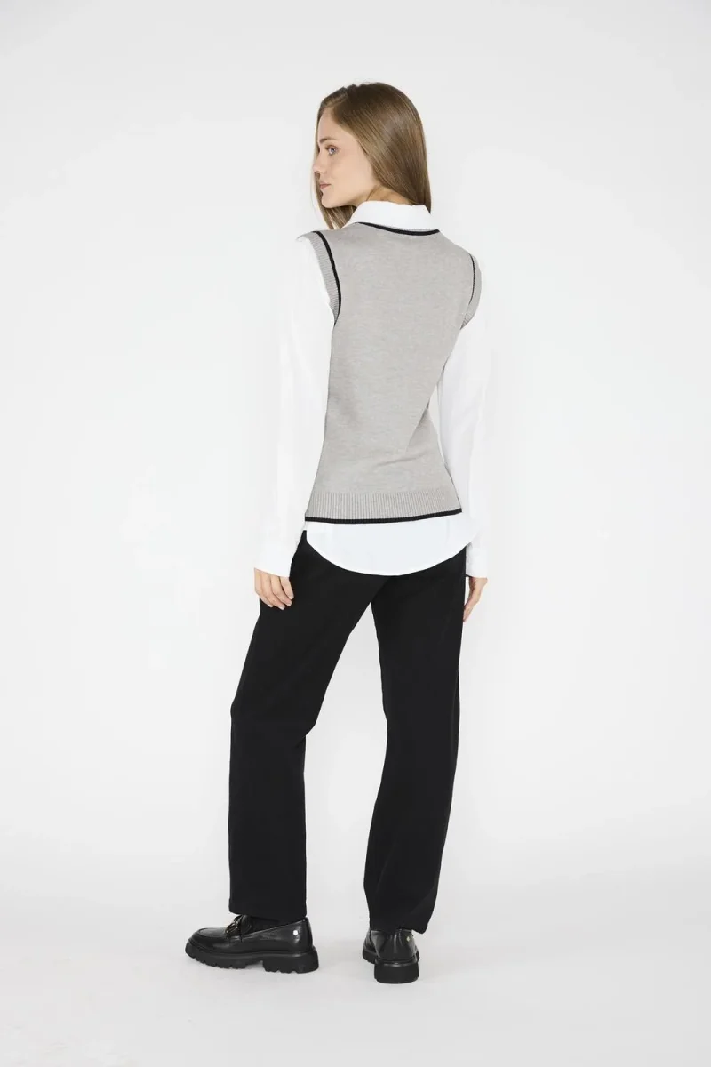 Sweater Vest Victoria Gris - Imagen 4