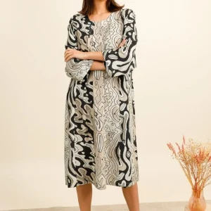 P140-R204 - Robe