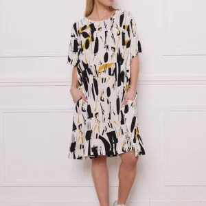 Robe blanche motifs noir jaune