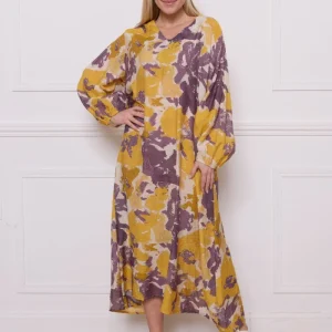 Robe jaune fleurie