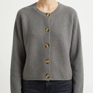 Cardigan Paisie Corto Gris
