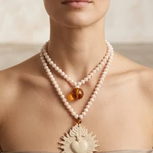 Collar Fabrizio Marcantelli Corazón Sagrado Crudo