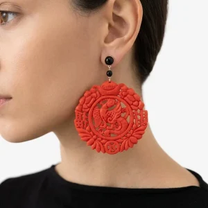 Pendientes Fabrizio Marcantelli Medallón Tallado Dragon Imperial Coral