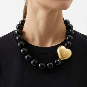Collar Fabrizio Marcantelli Negro Corazón Dorado Lateral