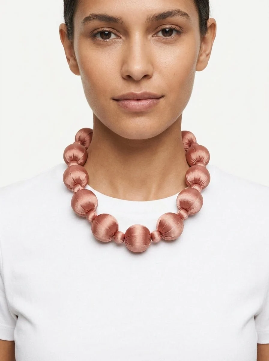 Collar Il Baco Da Seta Linh Rosa Empolvado - Imagen 2