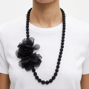 Collar Il Baco Da Seta Bolas De Seda Doan Flor Negro
