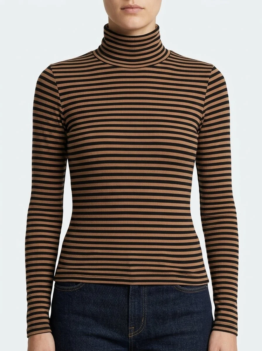 Camiseta Byu Rayas Cisne - Imagen 2