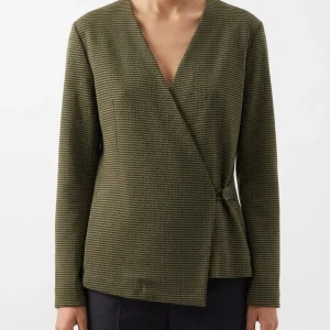 Blazer Niu Cruzada Zig Zag Verde y Negra