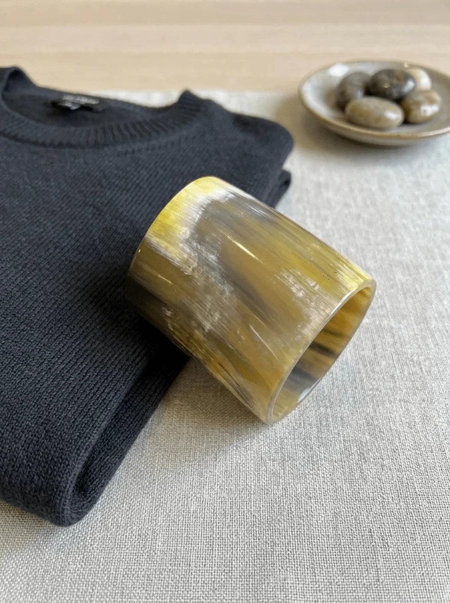 Brazalete Liviana Conti Cuerno Ancho Ambar - Imagen 4