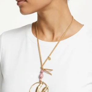 Collar largo medalla dorada piedras malva