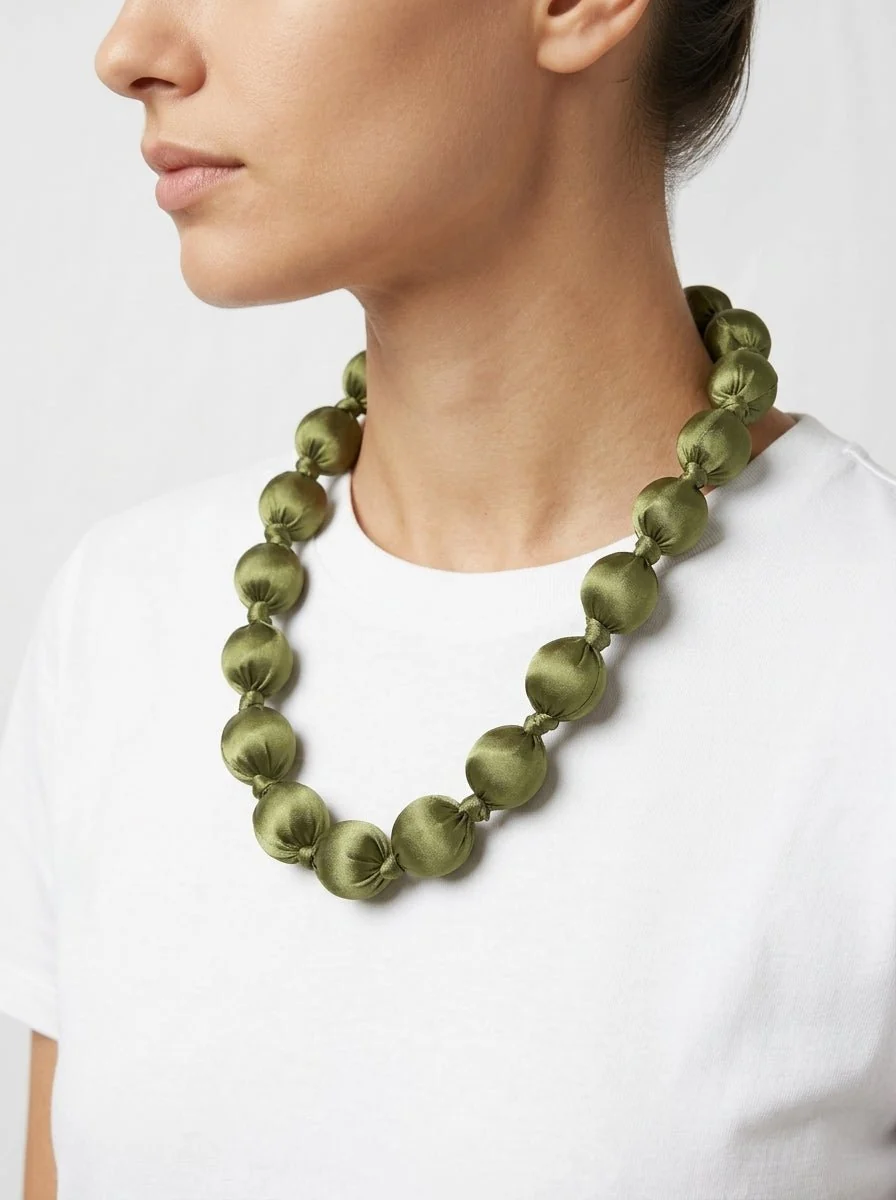 Collar Il Baco Da Seta Kon Verde Oliva - Imagen 3