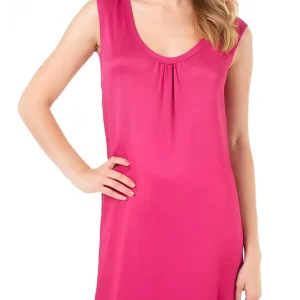 Vestido corto de baño geométrico sin mangas